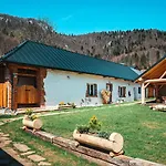 Chalets Dedinky *