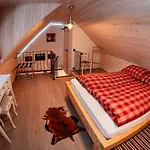 Chalets Dedinky * Dedinky