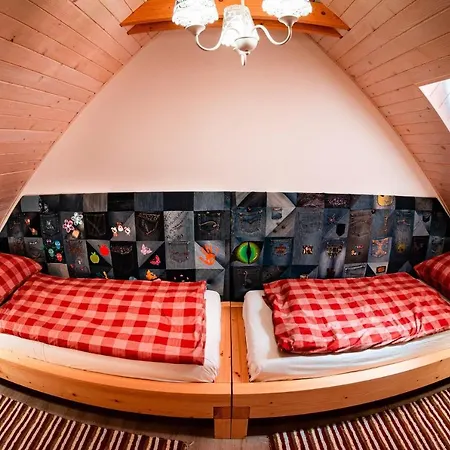 Chalets Dedinky 公寓 德丁基