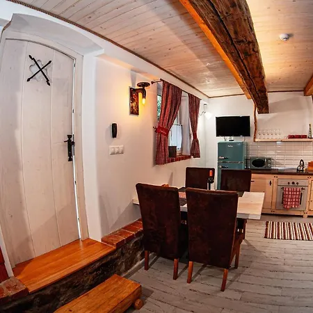 Chalets Dedinky * Dedinky