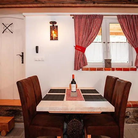 Chalets Dedinky Apartman *
